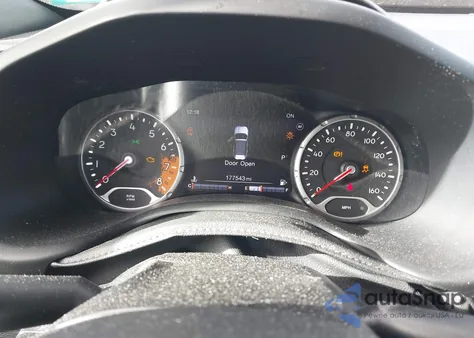 2018 Jeep Renegade Latitude 4X4 z USA, uszkodzony, nr VIN ZACCJBBB9JPG82702